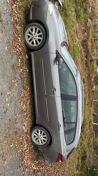 Renault Laguna 2 of 8