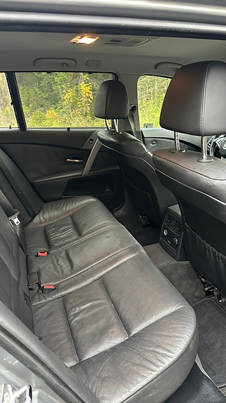 BMW 523i 14 of 19