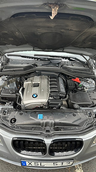 BMW 523i 9 of 19