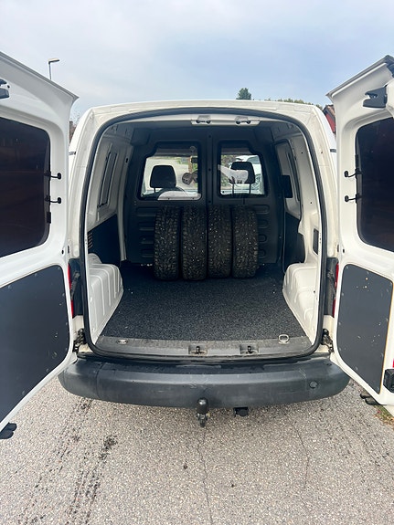 Volkswagen Caddy 11 of 11