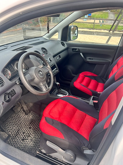 Volkswagen Caddy 8 of 11