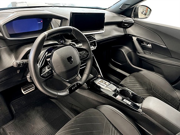 Peugeot 2008 4 of 16