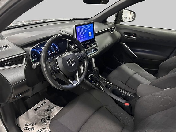 Toyota Corolla Cross 14 of 20