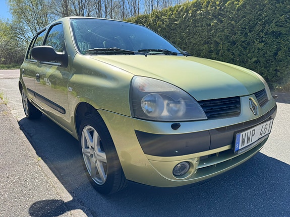 Renault Clio 2 of 7