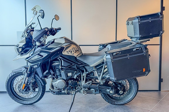 Triumph Tiger 1200 Desert Edition 3 of 5