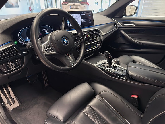 BMW 545e 14 of 30