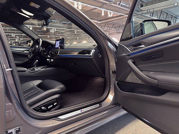 BMW 545e 19 of 30