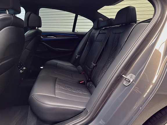 BMW 545e 25 of 30