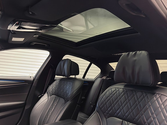 BMW 545e 18 of 30