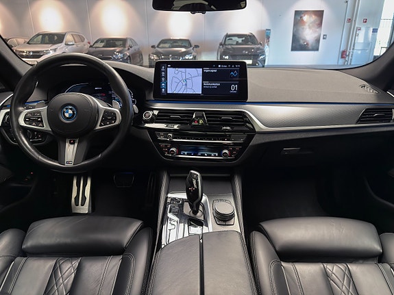 BMW 545e 12 of 30
