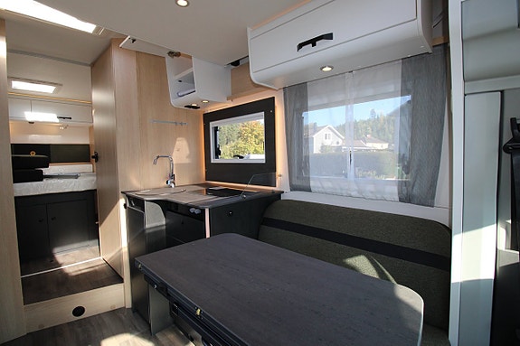Sunlight T 7433Q UNLTD Queenbed Face to Face Liftsäng 165 Hk Automat 10 of 17