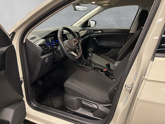 Volkswagen T-Cross 10 of 26