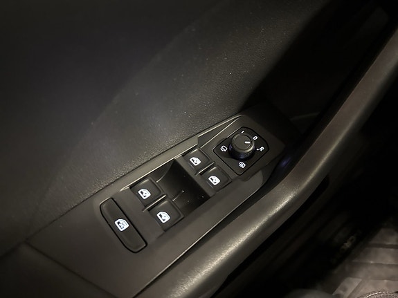 Volkswagen T-Cross 23 of 26
