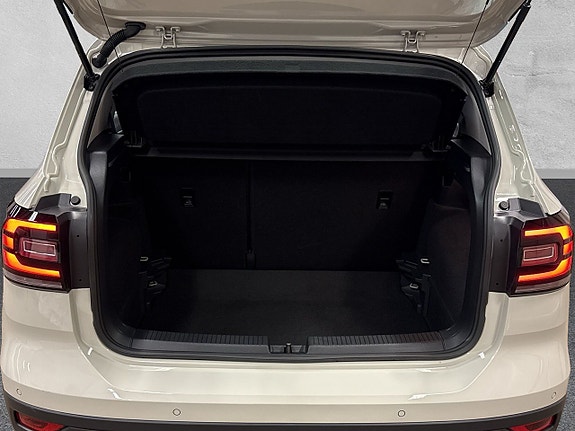Volkswagen T-Cross 9 of 26