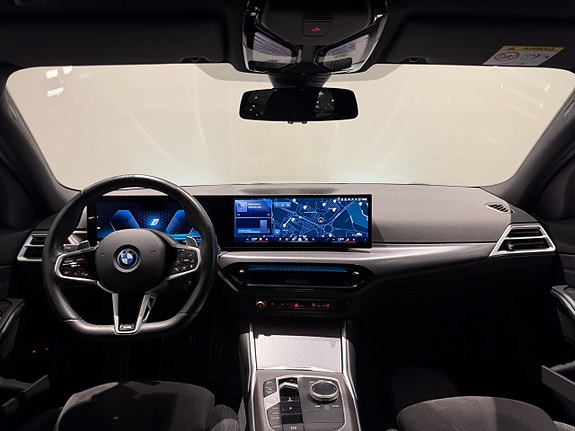 BMW 330e 12 of 18