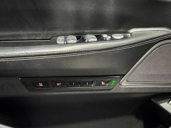 BMW 740d 18 of 30