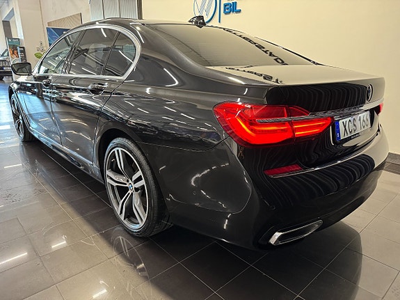 BMW 740d 7 of 30