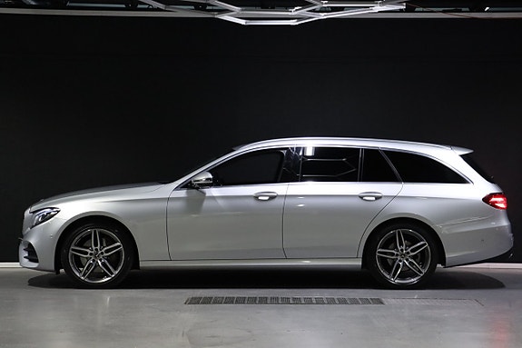 Mercedes-Benz E220 7 of 28
