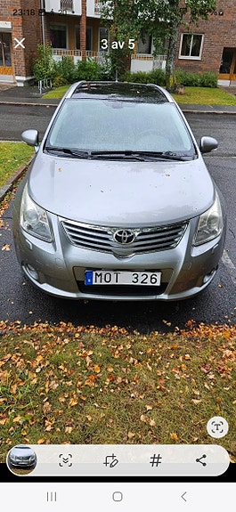 Toyota Avensis 3 of 6