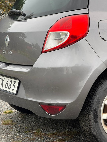 Renault Clio 8 of 9