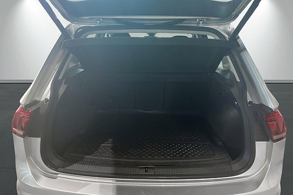 Volkswagen Tiguan 11 of 26