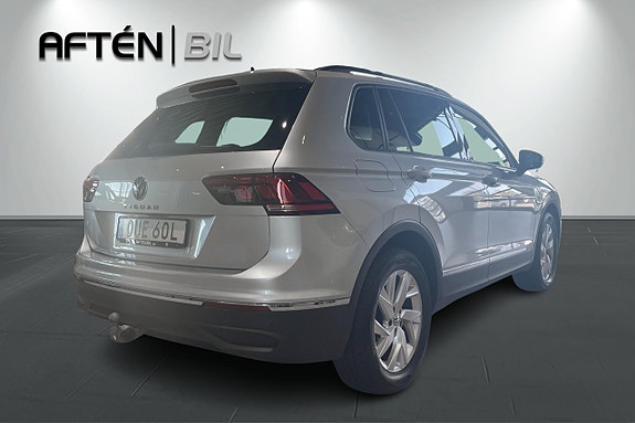 Volkswagen Tiguan 10 of 26