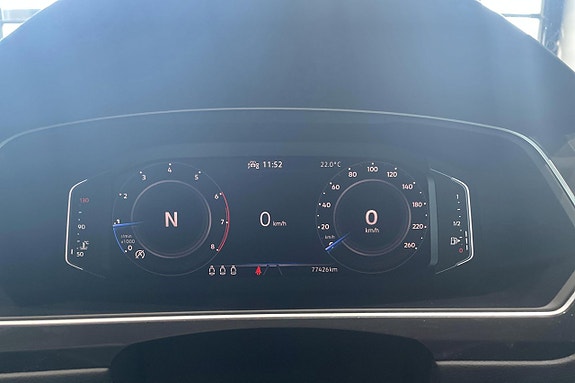 Volkswagen Tiguan 24 of 26