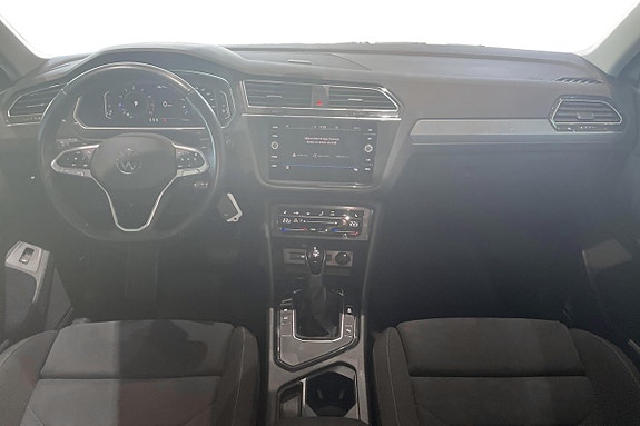 Volkswagen Tiguan 17 of 26