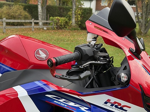 Honda CBR600RR Akrapovic / Mycket Utrustning / 338MIL / 14 of 22