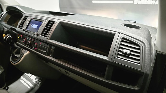 Volkswagen Transporter 24 of 29