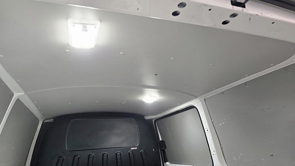 Volkswagen Transporter 9 of 29