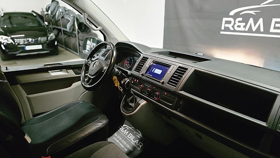 Volkswagen Transporter 13 of 29