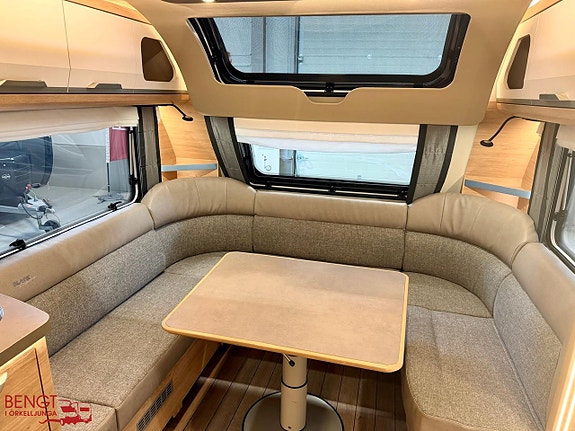 Knaus SÜDWIND BLACK SELECTION 580 UF 21 of 21