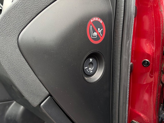 Nissan Qashqai 10 of 27
