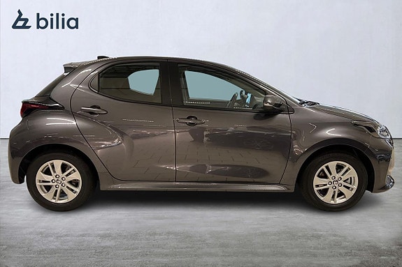 Toyota Yaris 16 of 18