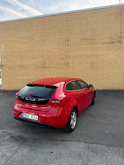 Volvo V40 5 of 9