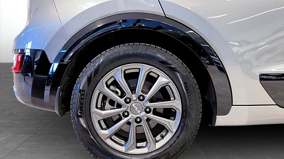 Kia Niro 9 of 16