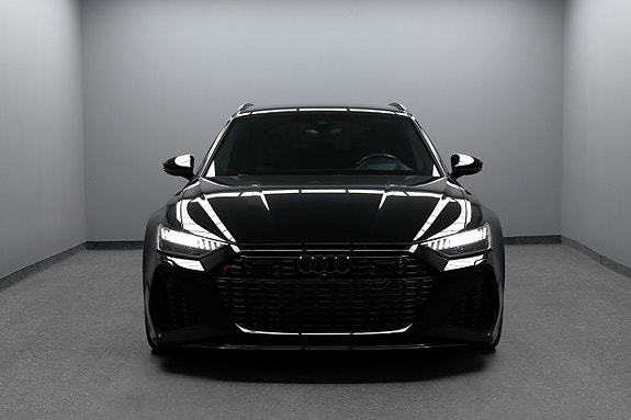 Audi RS6 3 of 27