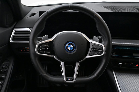 BMW 330e 7 of 27