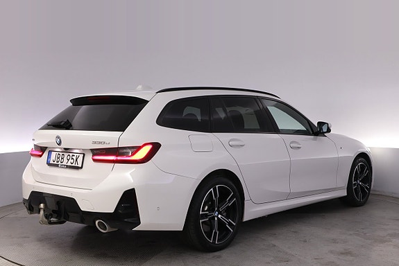 BMW 330e 5 of 27