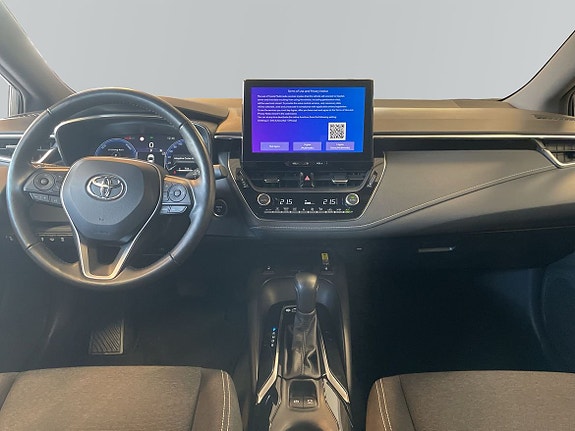 Toyota Corolla 8 of 15