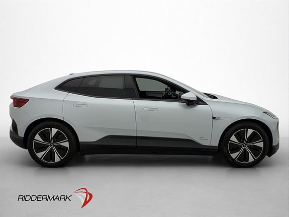 Polestar 4 10 of 30