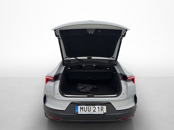 Polestar 4 17 of 30