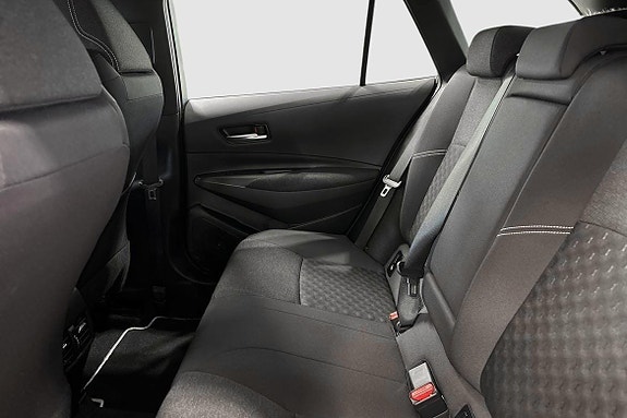 Toyota Corolla 10 of 13