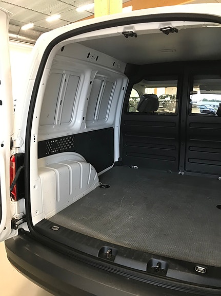 Volkswagen Caddy 6 of 6