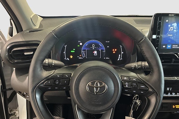 Toyota Yaris Cross 10 of 11