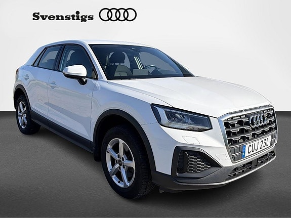 Audi Q2 2 of 14