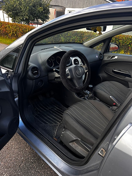 Opel Corsa 7 of 9