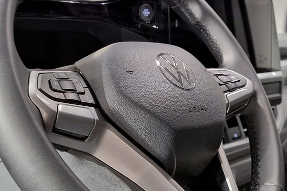 Volkswagen Transporter 10 of 13
