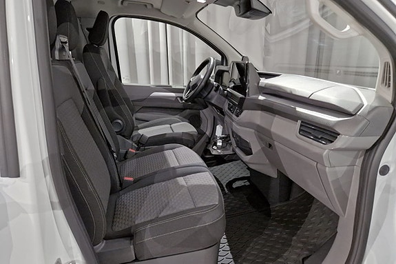 Volkswagen Transporter 8 of 13